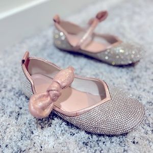 Kid size 1 sparkly ballet flat with Velcro strap